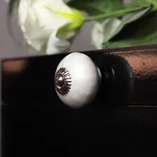 Puxador Porta Cerâmica Branco Craquelado Gaveta Armário Foto mini 2