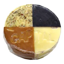 Queijo Artesanal Parmesão De Alagoa-mg 4 Em 1 Peça 1kg Foto mini 2