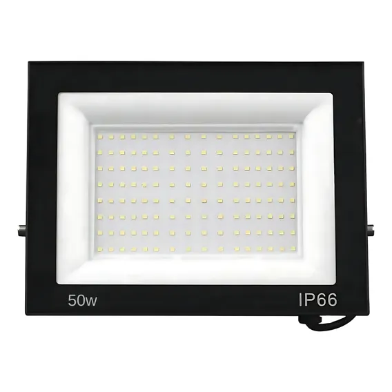 Refletor Led 50w Holofote Bivolt Prova D'água Ip66 Frio Foto 1