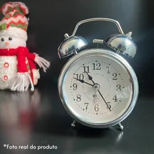 Relógio Despertador Bem Alto Modelo Antigo 2 Sinos Metal Cor Prateado Foto mini 4
