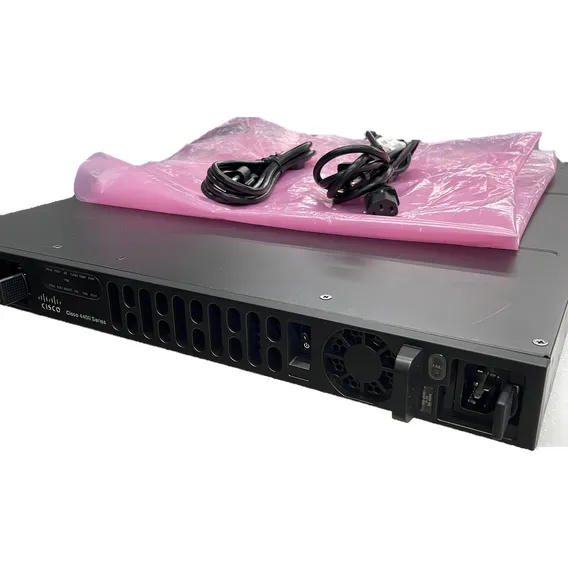 Roteador Cisco 4431 () Cor Preto Foto 1