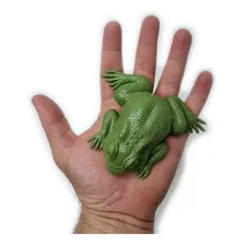 Sapo Grande Realista Borracha Pegadinha Decoração Susto Cor Verde Foto mini 3