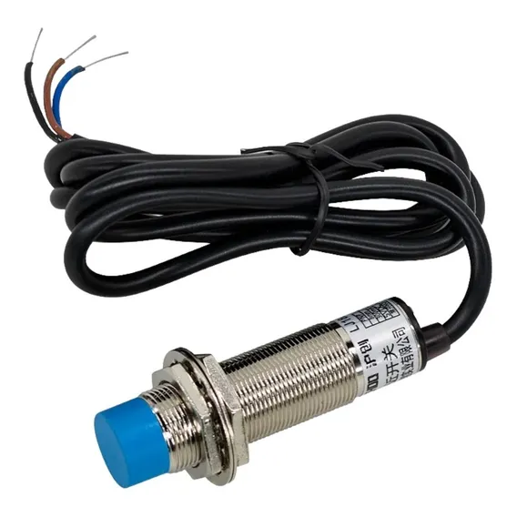 Sensor Indutivo M18 8mm 5v Pnp Lj18a3-8-z/by-5v Foto 1