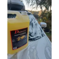 Shampoo Automotivo Com Cera De Carnaúba Foto mini  3