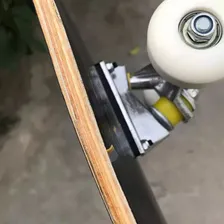 Skate Completo Profissional Shape Caveira Maple Truck E Roda Foto mini 2