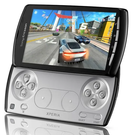 Sony Ericsson Xperia Play Foto 1