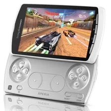 Sony Ericsson Xperia Play Foto mini  2
