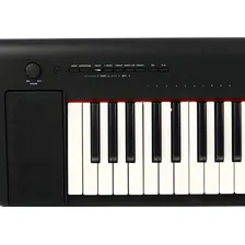 Teclado Yamaha Piaggero NP-35b preto e preto Foto mini  2