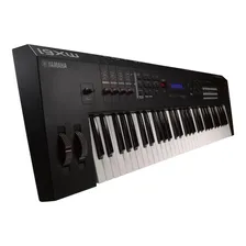 Teclado Yamaha Sintetizador Mx61 + Kit Cor Preto 110v/220v Foto mini 3