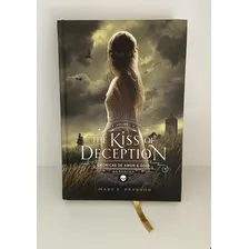 The Kiss Of Deception Volume 1 Livro Mary E. Pearson Foto mini  2