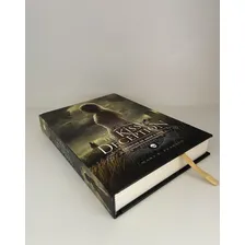 The Kiss Of Deception Volume 1 Livro Mary E. Pearson Foto mini  3