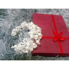 Tiara Arranjo Enfeite Cabelo Noiva Daminha Pérola Cor Prateado Foto mini 3
