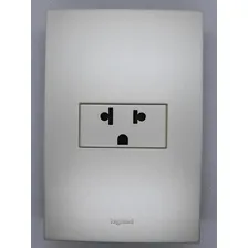 Tomada Padrão Americano 10a-15a 2p+ T Universal Pial Vela Cor Pérola Foto mini 3