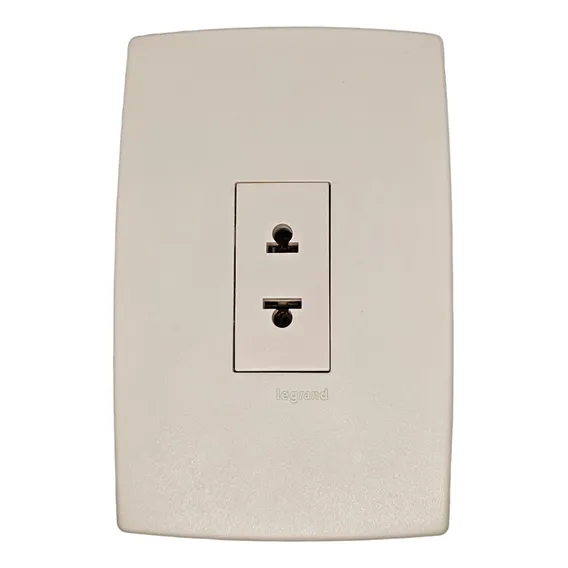 Tomada Padrão Americano 2p Universal Vertical Pial Legrand - Pial Plus Cor Bege Foto 1