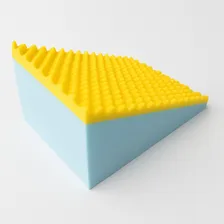 Travesseiro Triangulo Espuma Ortopedico Encosto 65x45cm Travesseiro Amarelo E Azul Cirurgia Descanso Almofada Triangular Foto mini 2