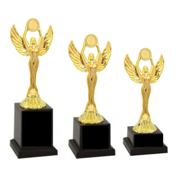 Trofeu Honra Ao Merito Kit Com 3 Trofeus 23cm 20cm 18cm Foto 1
