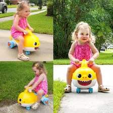 Velotrol Infantil Baby Shark Velocípede Triciclo Musical Som Foto mini 3