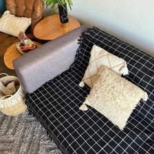 Xale / Manta Capa Para Sofá Ou Beira De Cama Cor Preto Com Branco Foto mini  3